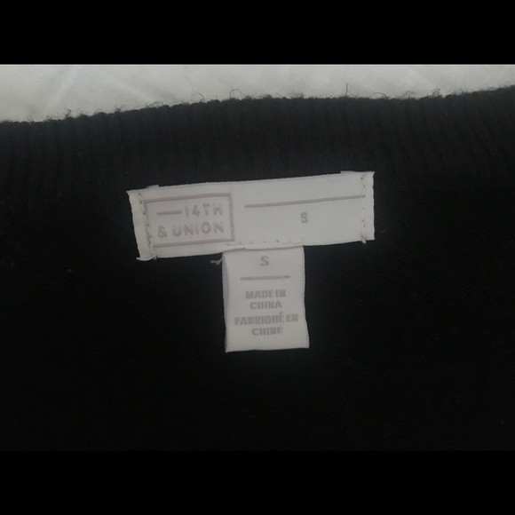 14th & Union sweater. Only worn twice! - Picture 6 of 6